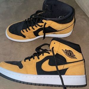 Air Jordan 1 Mid “Wheat” in Women’s Size 8
